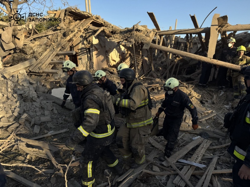 Russian strikes on Ukraine's Zaporizhzhia: Rescuers pull another victim's body from rubble