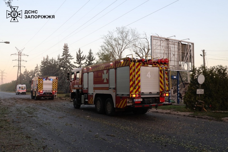 Russian strikes on Ukraine's Zaporizhzhia: Rescuers pull another victim's body from rubble