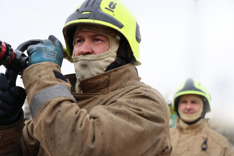 Russia strikes Ukraine's firefighters in Poltava region