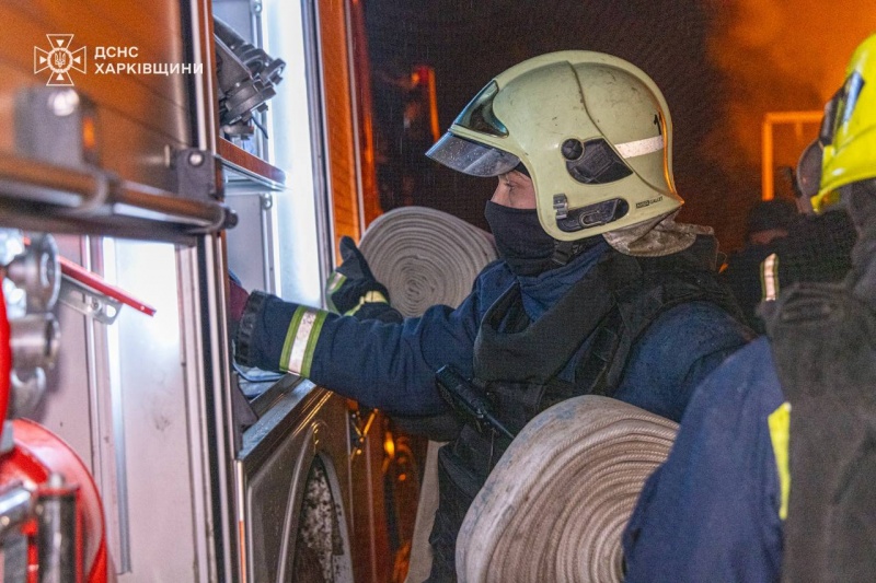 Russian troops strike Kharkiv, rescuers show aftermath of the attack