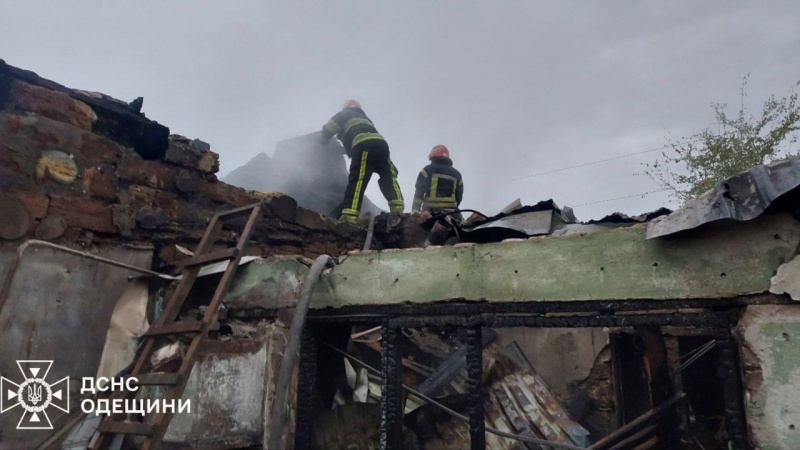 Russia strikes Ukraine's Odesa region: Large-scale fire, power outages and casualties