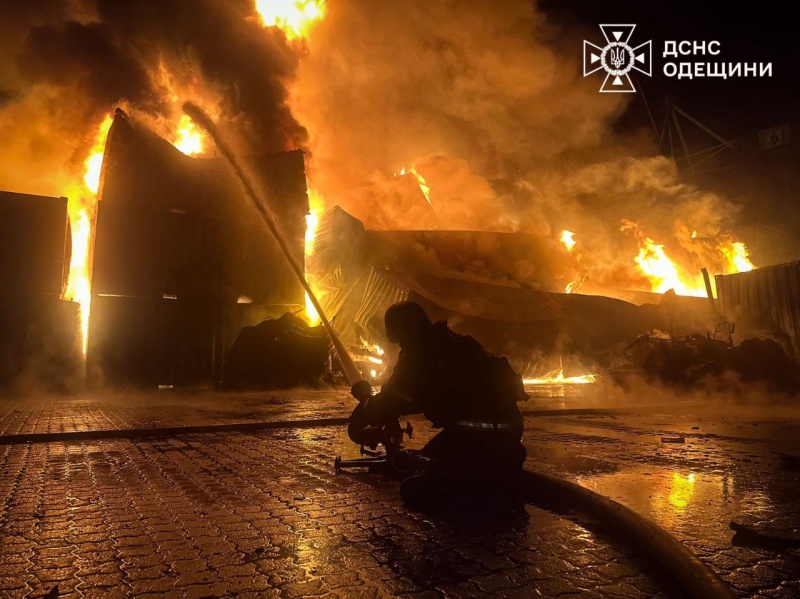 Russia strikes Ukraine's Odesa region: Large-scale fire, power outages and casualties