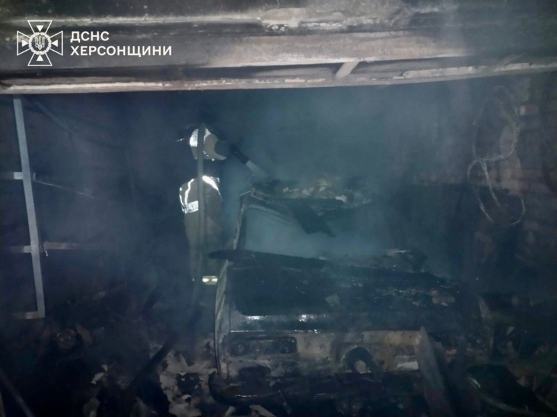 Russia attacks Ukraine's Kherson with Shahed drones: Residential areas hit, civilians injured