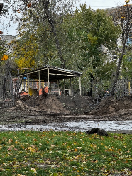 After Russia's missile strike on Kyiv: Scenes from Dniprovskyi district