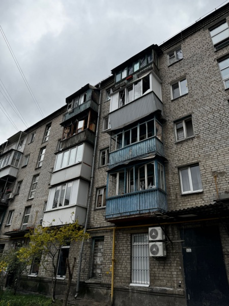 After Russia's missile strike on Kyiv: Scenes from Dniprovskyi district