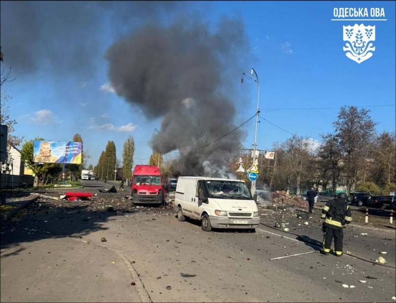 Russia strikes market in Ukraine's Chornomorsk with drones: Killed and wounded reported