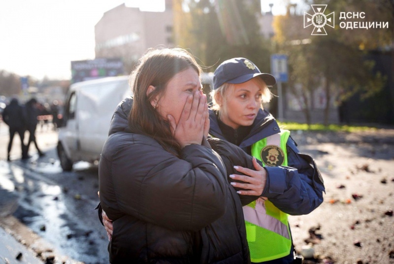 Russian strike on Ukraine's Chornomorsk: Number of wounded rises, including child