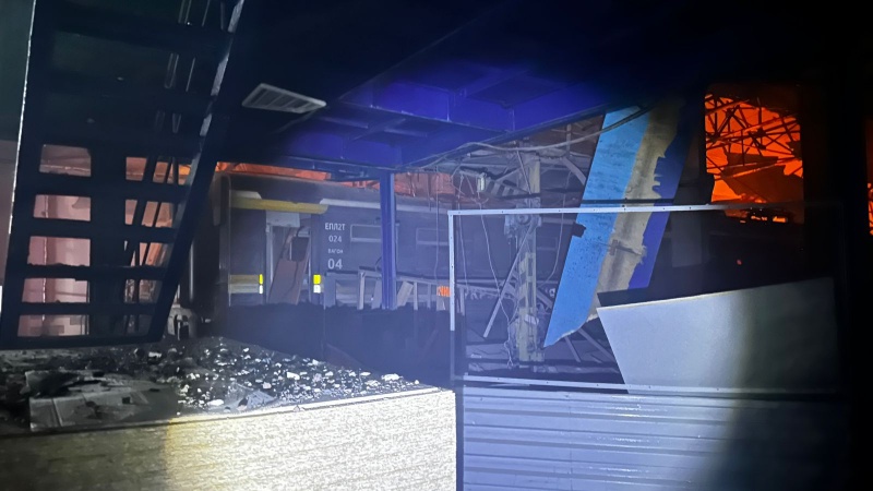 Russia strikes railway in Ukraine's Dnipro and Kharkiv region: Casualties and severe damage reported