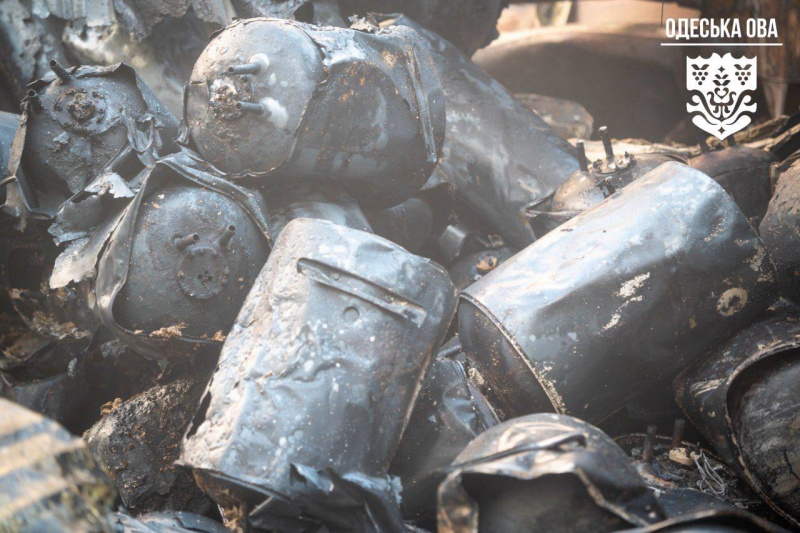 Russia strikes Ukraine's Odesa region: Large-scale fire engulfed warehouse