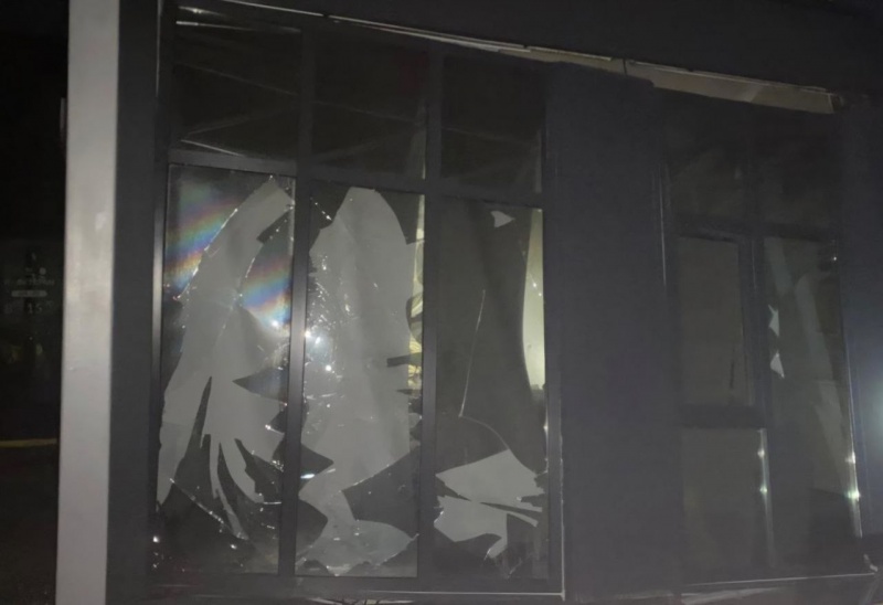 Russia strikes Zelenskyy's hometown overnight: Fires broke out, residential buildings damaged