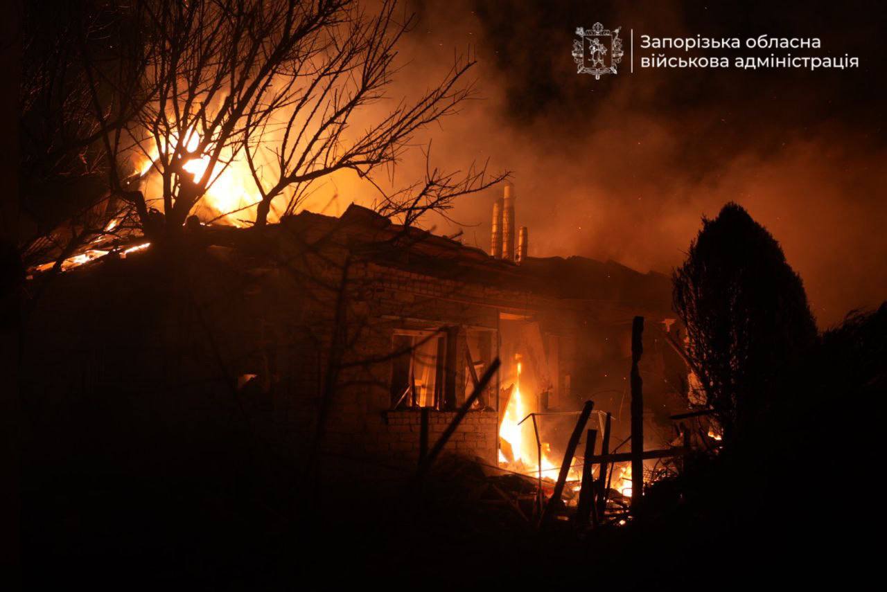 Russia heavily strikes Ukraine's Zaporizhzhia: Residential buildings on fire, casualties reported