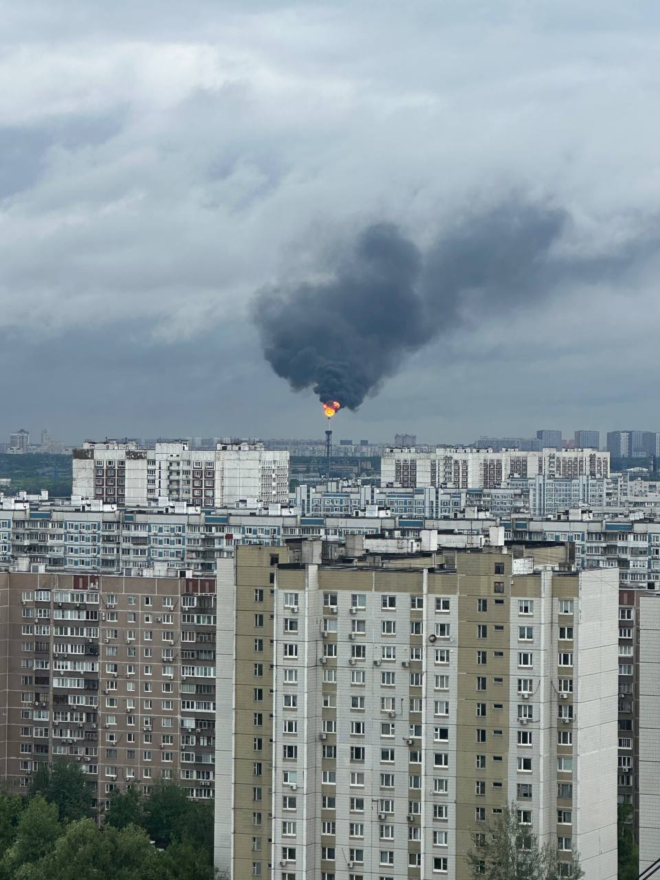 Drones strike Moscow's largest oil refinery