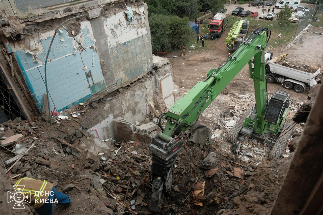 Kyiv rescue mission ends after devastating Russian attack