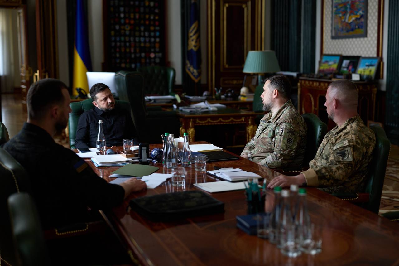 How Zelenskyy picked new army chief and whether ousted defense minister is entering politics