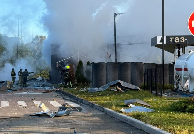 Russian attack on Kyiv kills one, injures others