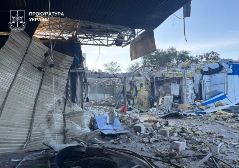Russian attack on Kyiv kills one, injures others