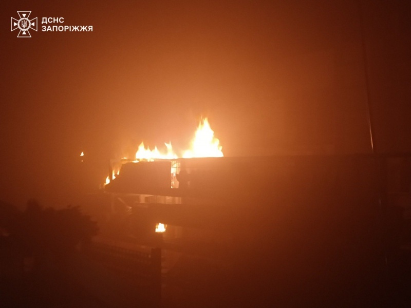 Russia massively strikes Ukraine's Zaporizhzhia: Shopping centre on fire, houses damaged