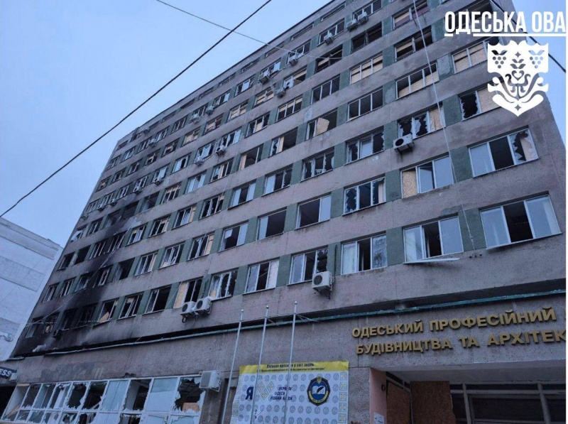 Russia heavily strikes Ukraine's Odesa: Downtown building destroyed, search for survivors underway