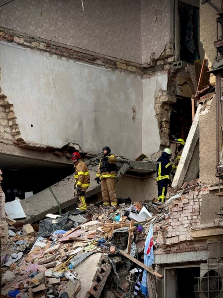 Russia heavily strikes Ukraine's Odesa: Downtown building destroyed, search for survivors underway