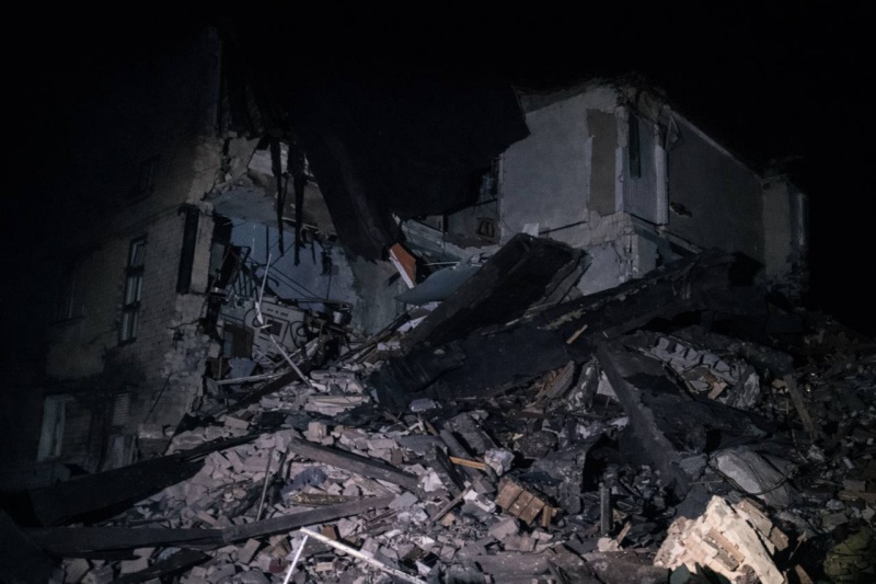 Russia strikes residential building in Ukraine's Dnipropetrovsk region: People may be under rubble