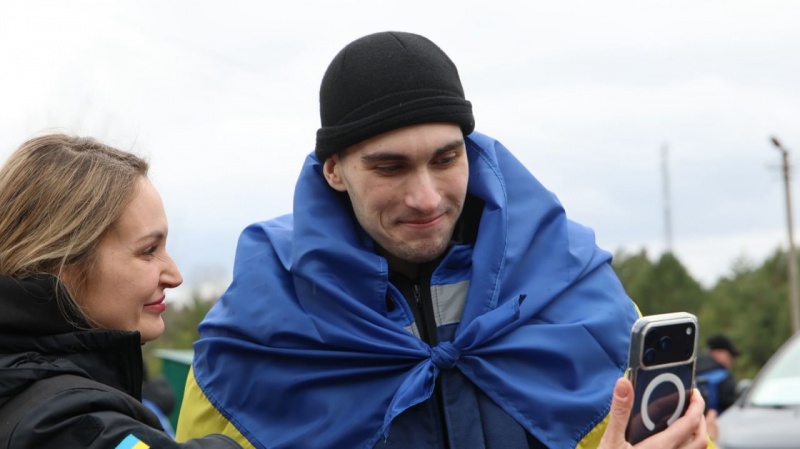 Ukraine and Russia carry out big Easter prisoner swap: All details