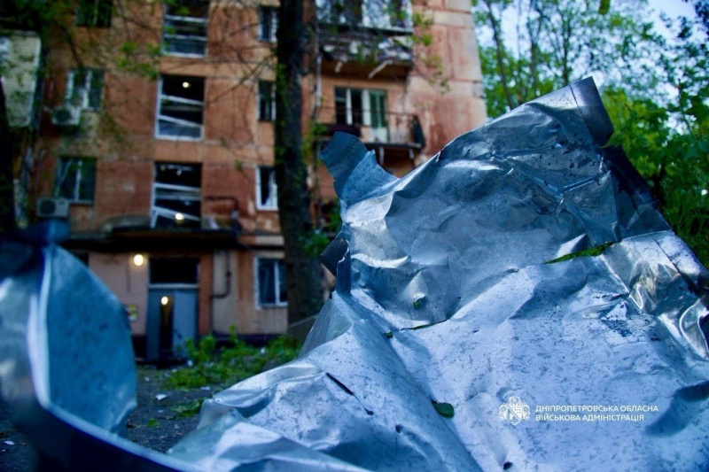 Russian attack on Ukraine's Dnipro leaves casualties, homes damaged
