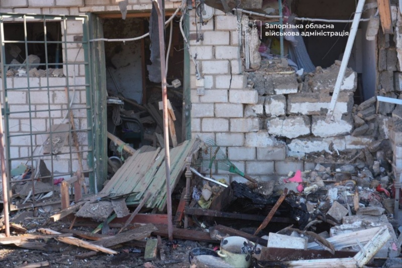 Russia strikes Ukraine's Zaporizhzhia: Elderly woman injured, residential building damaged