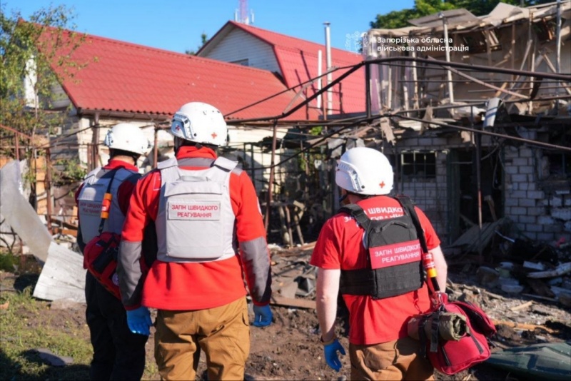 Russia strikes Ukraine's Zaporizhzhia: Elderly woman injured, residential building damaged