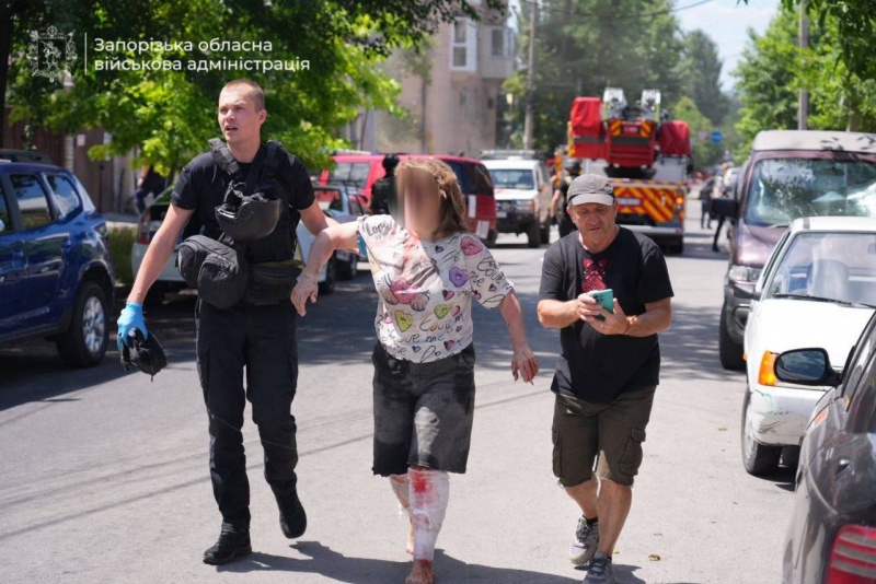 Russia strikes Ukraine's Zaporizhzhia with ballistic missile: Casualties reported