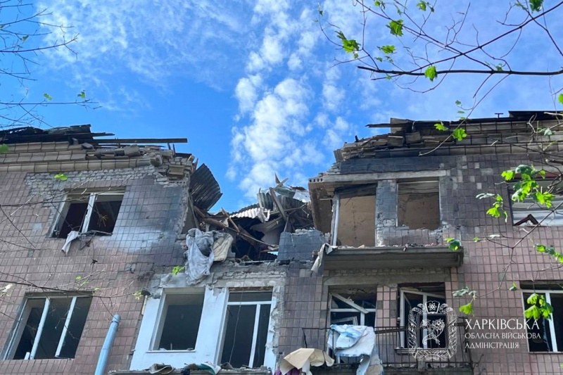 Russia strikes residential building in Ukraine's Kharkiv, killing and wounding many