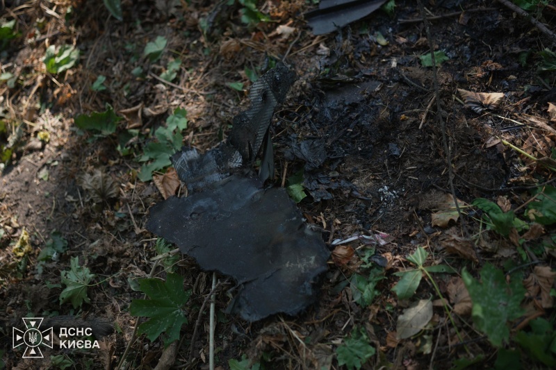 Russia strikes Kyiv and Kharkiv: Casualties reported, Epicentr hit in daytime attack