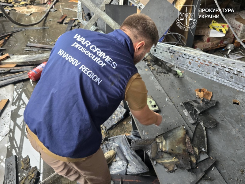 Russia strikes Kyiv and Kharkiv: Casualties reported, Epicentr hit in daytime attack