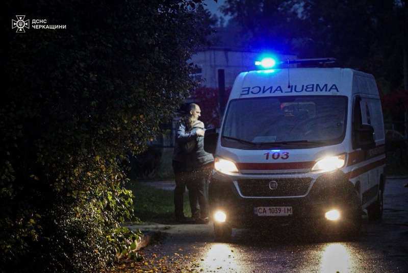 Russia massively strikes Ukraine overnight: Blackout in Kyiv, Dnipro Dam blocked, child killed