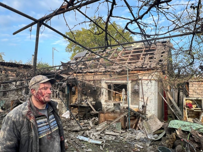 Kherson under massive attack: Dozens wounded, including children