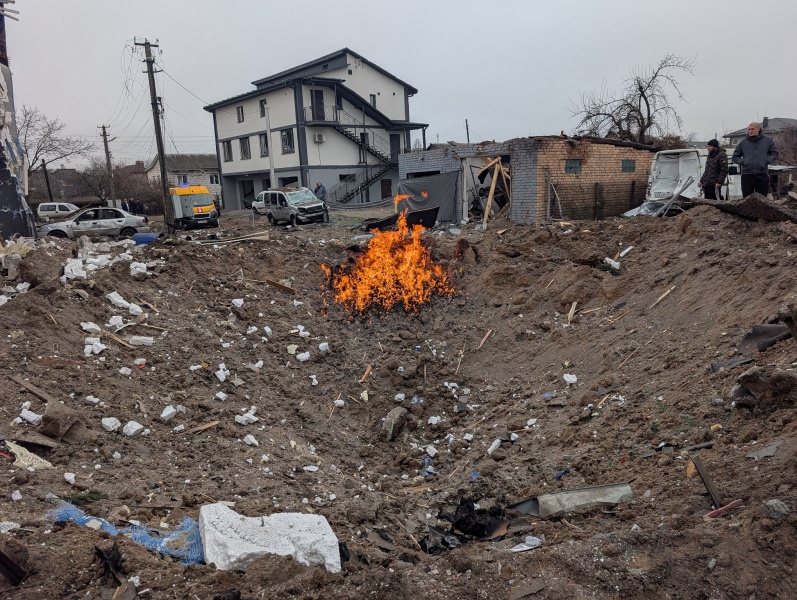 Shattered homes, overturned cars and fire erupting from underground: RBC-Ukraine reports from Kyiv region