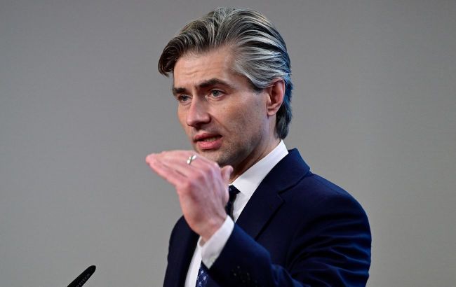 Lithuania urges EU to hit Russia with tougher sanctions