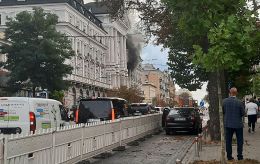 Russia strikes SBU building in central Kyiv, Zelenskyy says