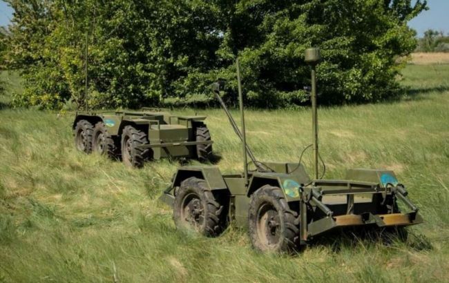 Trapping Russian soldiers: Ukrainian Armed Forces release video of ground drones in action on frontline