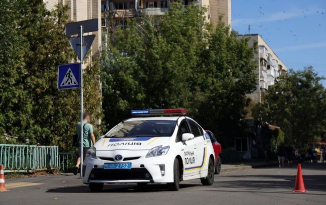 Police show first moments after overnight Russian strike on Kyiv