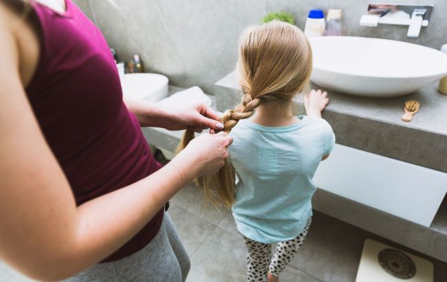 It all depends on age: How often you need to wash your child's hair
