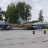 Ukraine uses highways as runways for F-16s - LCI