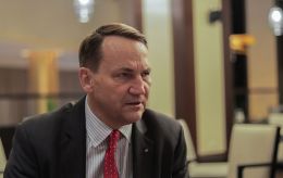 Iran war threatens weapons supply to Ukraine, Polish FM warns