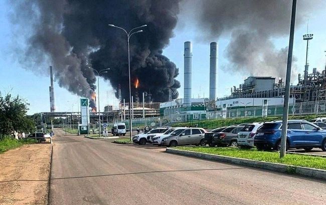 Two more Russian oil refineries halt operations after Ukrainian drone attacks, Reuters reports
