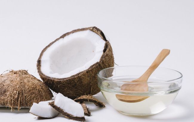 Coconut oil: Superfood or silent health risk?