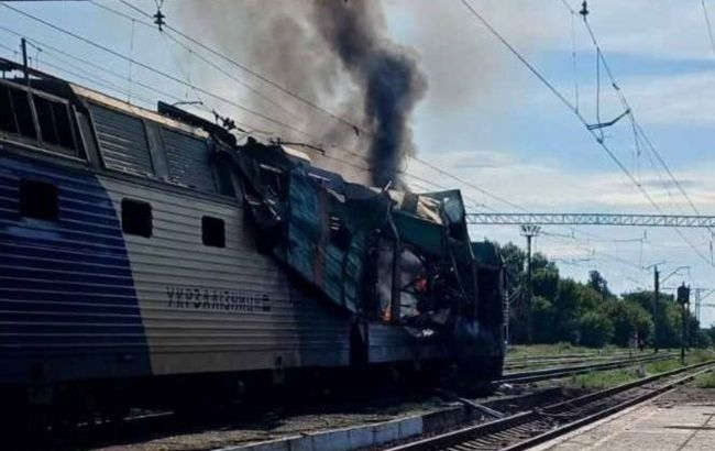 Russian drone strikes passenger train in Ukraine's Dnipropetrovsk region