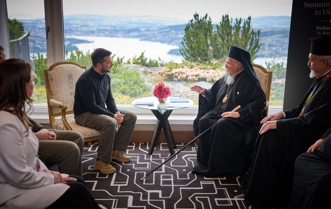 Zelenskyy discusses banning Russian Orthodox Church in Ukraine with Patriarch Bartholomew