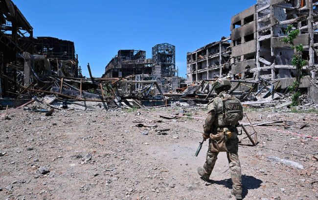Teen abducted from Mariupol by Russia during occupation returns to Ukraine