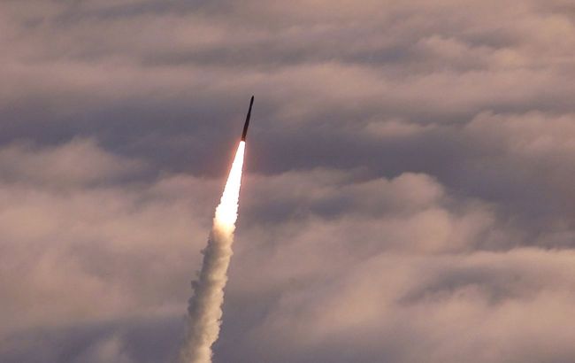 Explosions rock Ukrainian Kropyvnytskyi after missile threat warning
