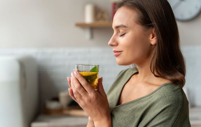 This popular drink slows aging, fights wrinkles