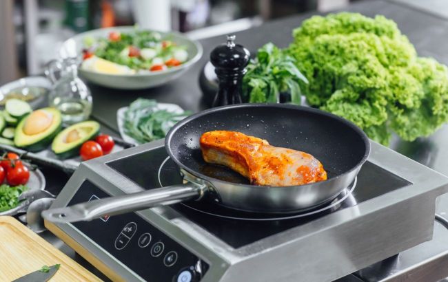 Keep your kitchen clean: 6 hacks to stop frying oil splatters